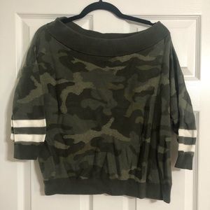 Camo boatneck sweater 3/4 sleeved | Express M